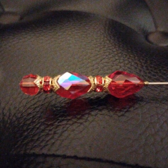 Hat Pin Stick Radiant Red Beads with Accents of Gold Decorations Length ~ 5.5' - Picture 8 of 10